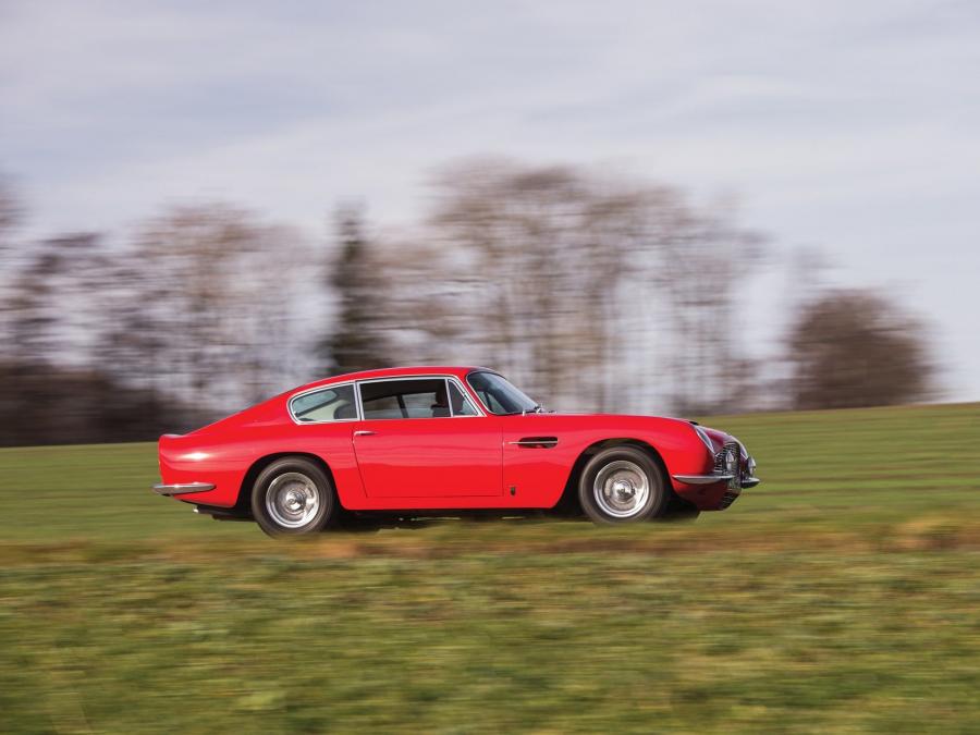  Aston Martin DB6 (2590/R) 1966 года  (фото 9 из 25)